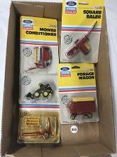 Lot of 5, Ertl 1/64 Scale, Ford New Holland
