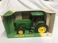 Ertl 1/16 Scale, John Deere 8200 Tractor