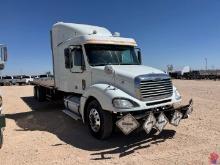 2007 FREIGHTLINER COLUMBIA T/A SLEEPER FLATBED TRUCK VIN/SN: 1FUJA6CK77LY36