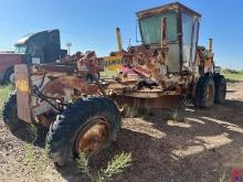 CHAMPION 710A MOTOR GRADER METER READS 3,970 HOURS, VIN/SN: 710A3518115732,