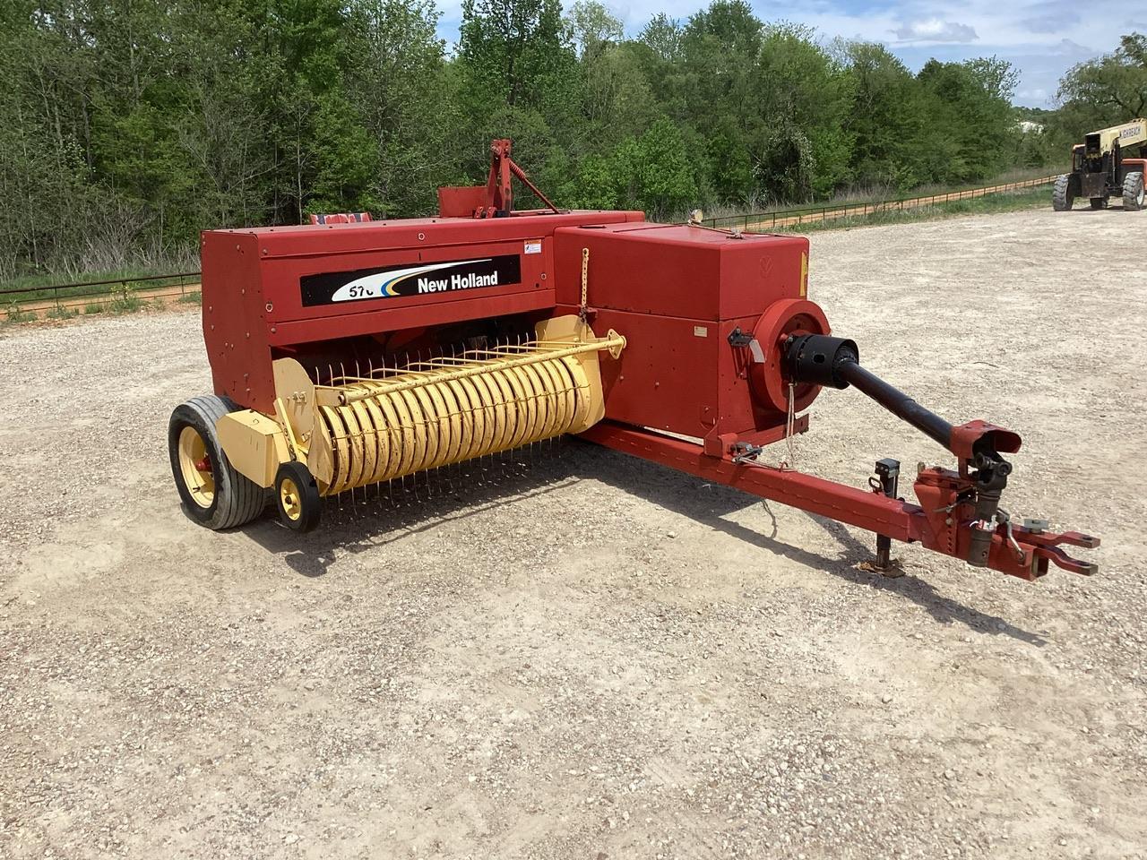 New Holland 570 Square Baler