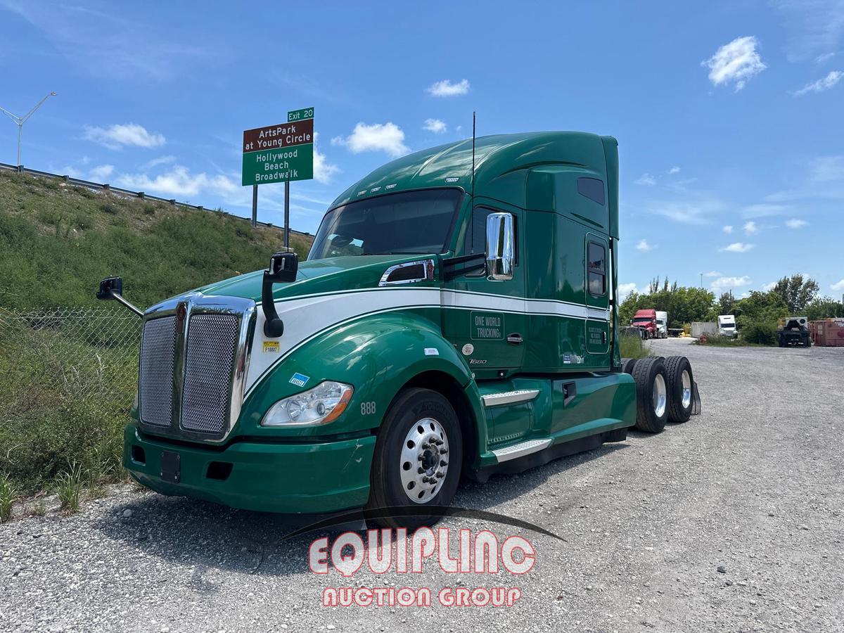 2017 KENWORTH T680 SLEEPER TRUCK