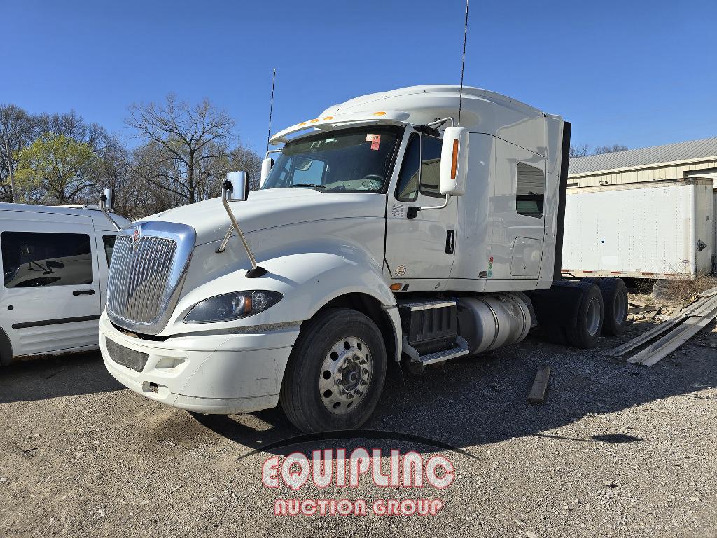 2017 INTERNATIONAL PROSTAR TANDEM AXLE SLEEPER TRUCK