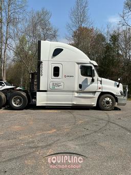 2016 FREIGHTLINER CASCADIA TANDEM AXLE SLEEPER