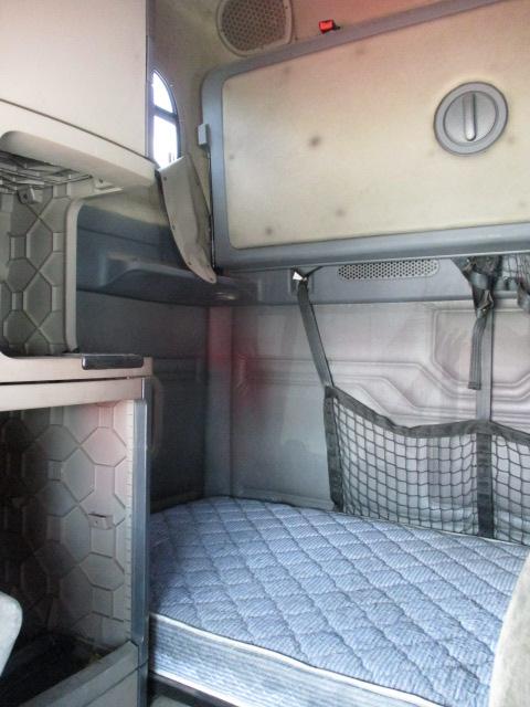 2012 FREIGHTLINER Cascadia CA12564ST Conventional