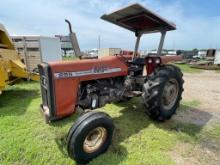 Massey 255 2WD Diesel Tractor rear remotes runs & operates