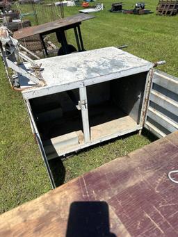 Two Wheel Cabinet / Work Bench