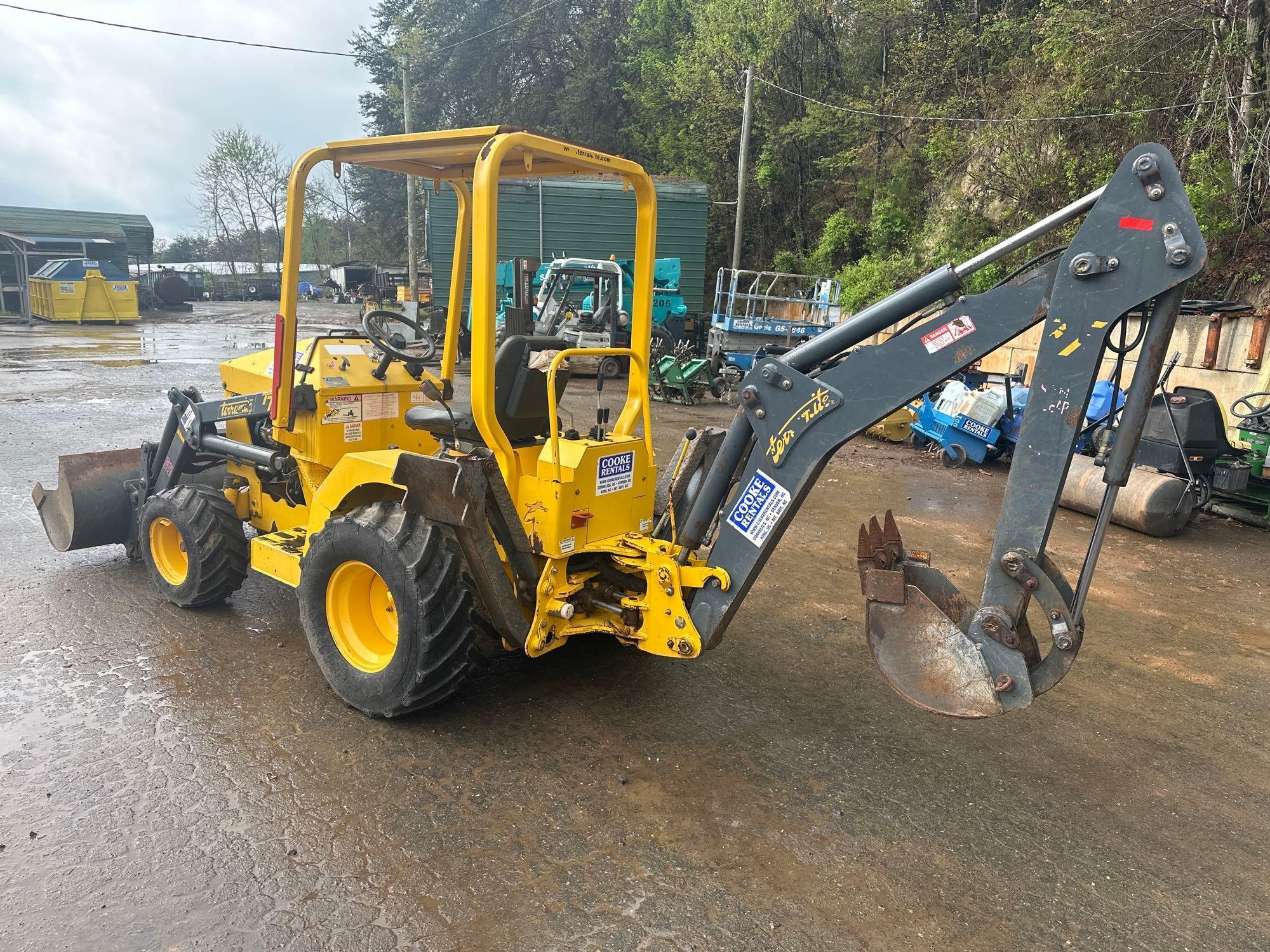 2017 TERRAMITE T7 LOADER BACKHOE