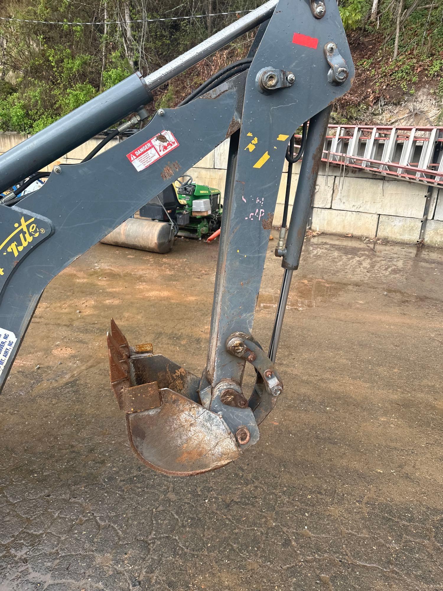 2017 TERRAMITE T7 LOADER BACKHOE