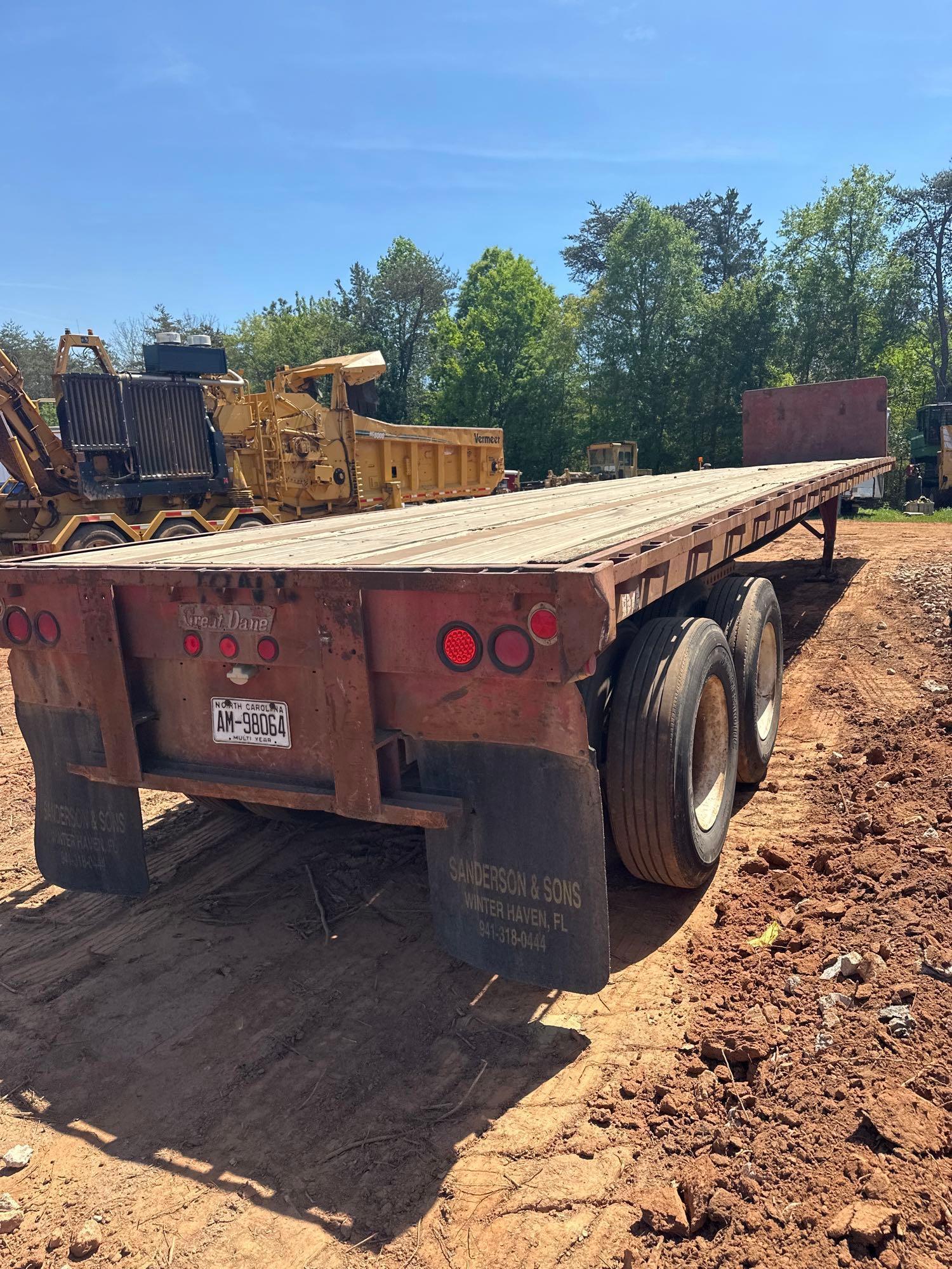 GREAT DANE 48FT T/A FLATBED TRAILER