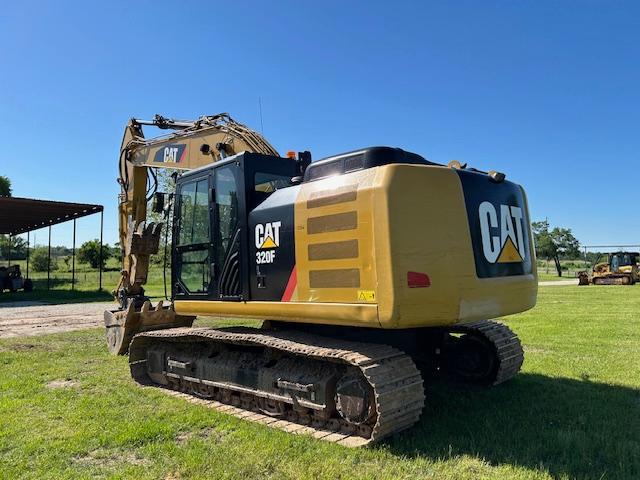 CAT 320F 2017