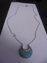 Beautiful Ladies Sterling Silver & Turquoise 18in Necklace