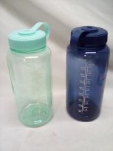 Set of 2 Plastic 32oz TrueLiving Sports Bottles- Blue and Aqua