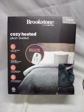 Brookstone Cozy Heated Plush Blanket. Size: Twin.