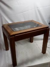 24”Wx18.5”Dx20”H Wood End Table w/ Glass Top