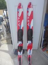 Set of Astra Wellington W67 Water Skis