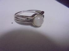 Ladies Sterling Silver Ring w/ Stone