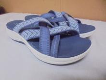 Brand New Pair of Ladies Clarks Cloud Steppers Sandals