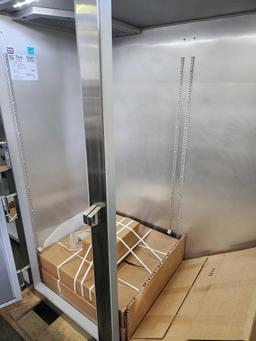True STA2R-2S-HC 2 Door. Refrigerator