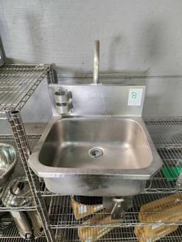 Koch 19 in. x 16 in. Stainless Steel Hand Sink with Knee Lever