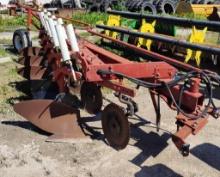 International 720 Plow