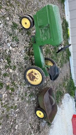 JD Pedal Tractor with Trailer
