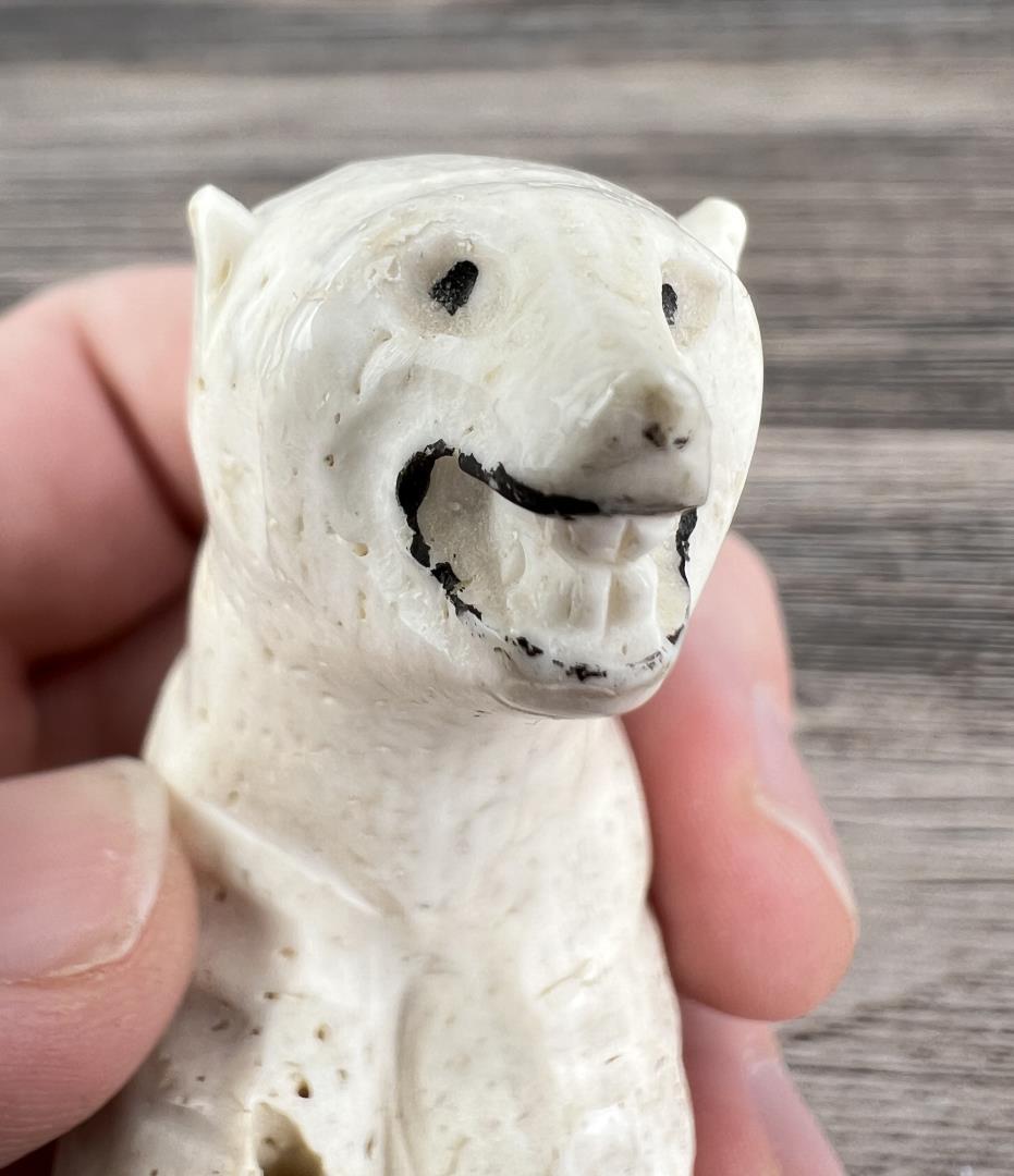 Alaskan Eskimo Inuit Carved Polar Bear
