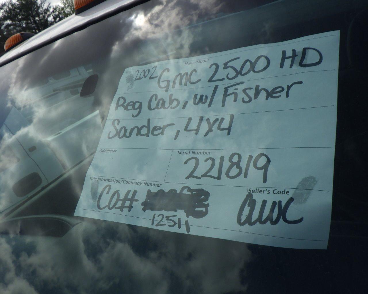 2002 GMC 2500 HD Reg Cab   w/Fisher Sander   4x4 s/n:221819