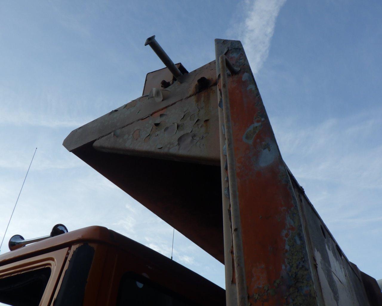 1999 FREIGHTLINER FL80 Dump Truck w/Plow   6 spd s/n:B17472