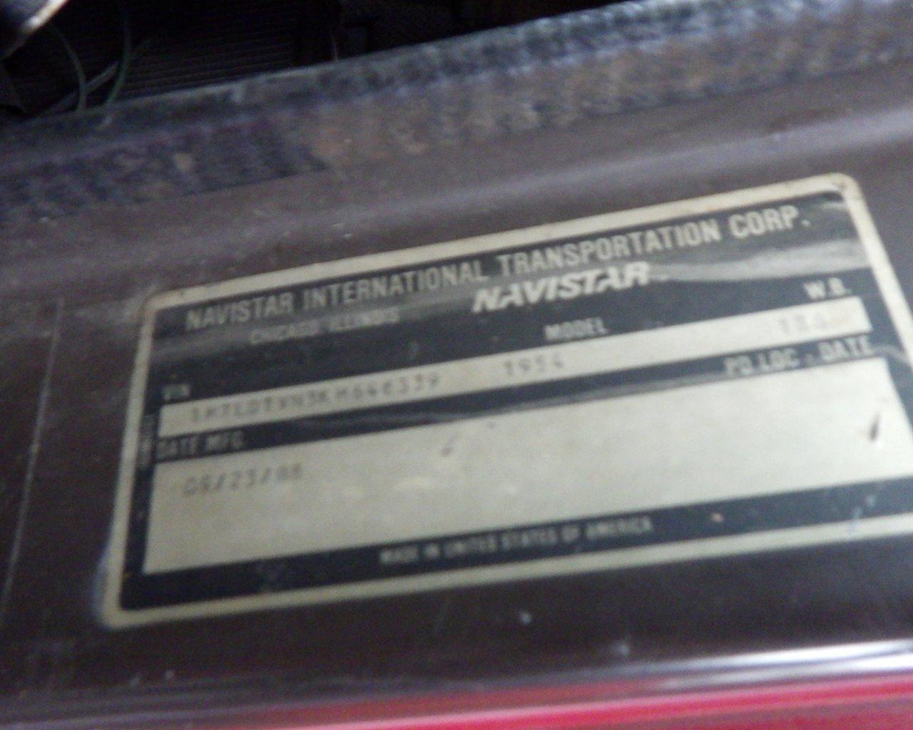 1989 NAVISTAR S1900 w/Tank & Hose s/n:646339