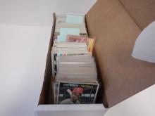 LOT OF 536 VINTAGE SPORTS CARDS