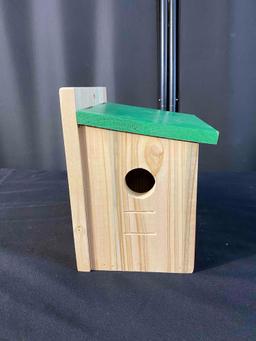 STARSWR Bird House Large Bluebird House Feeder Outdoor Mealworms Feeder for Bluebird with Viewing