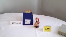 M.I. HUMMEL FIGUREINE #155857