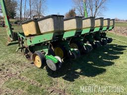 John Deere 7000 6 row 30in. planter