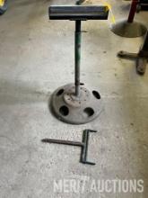 Pipe roller stand