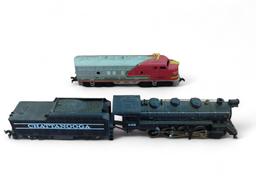 Pair of vintage HO scale train engines - Diesel and Locomotive with collier