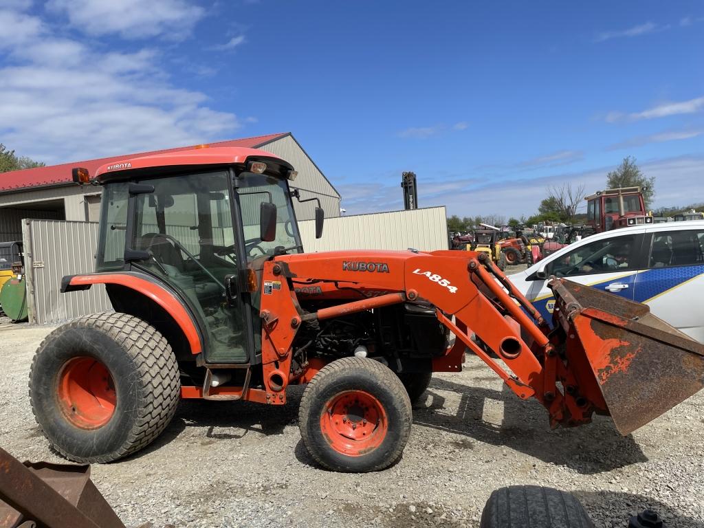 2009 Kubota L5740 Loader Tractor