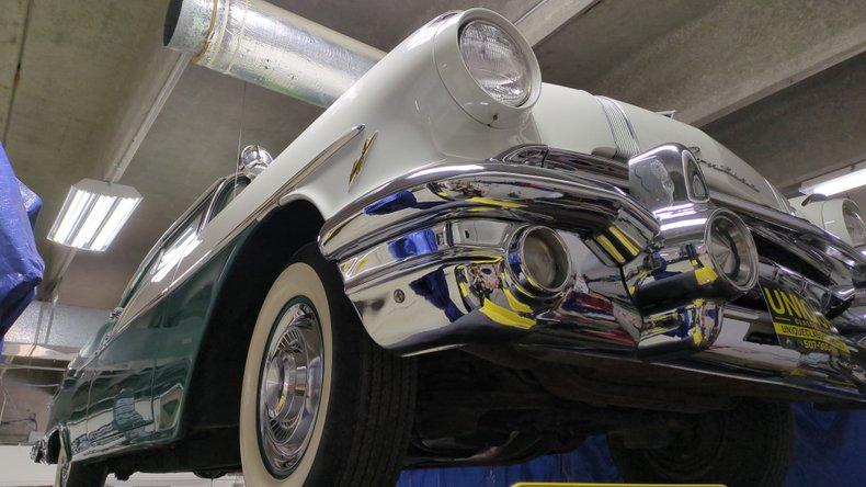 1956 Pontiac Chieftain Catalina