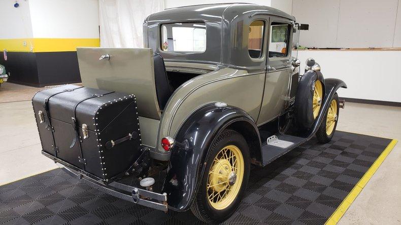 1930 Ford Model A 5-Window Coupe