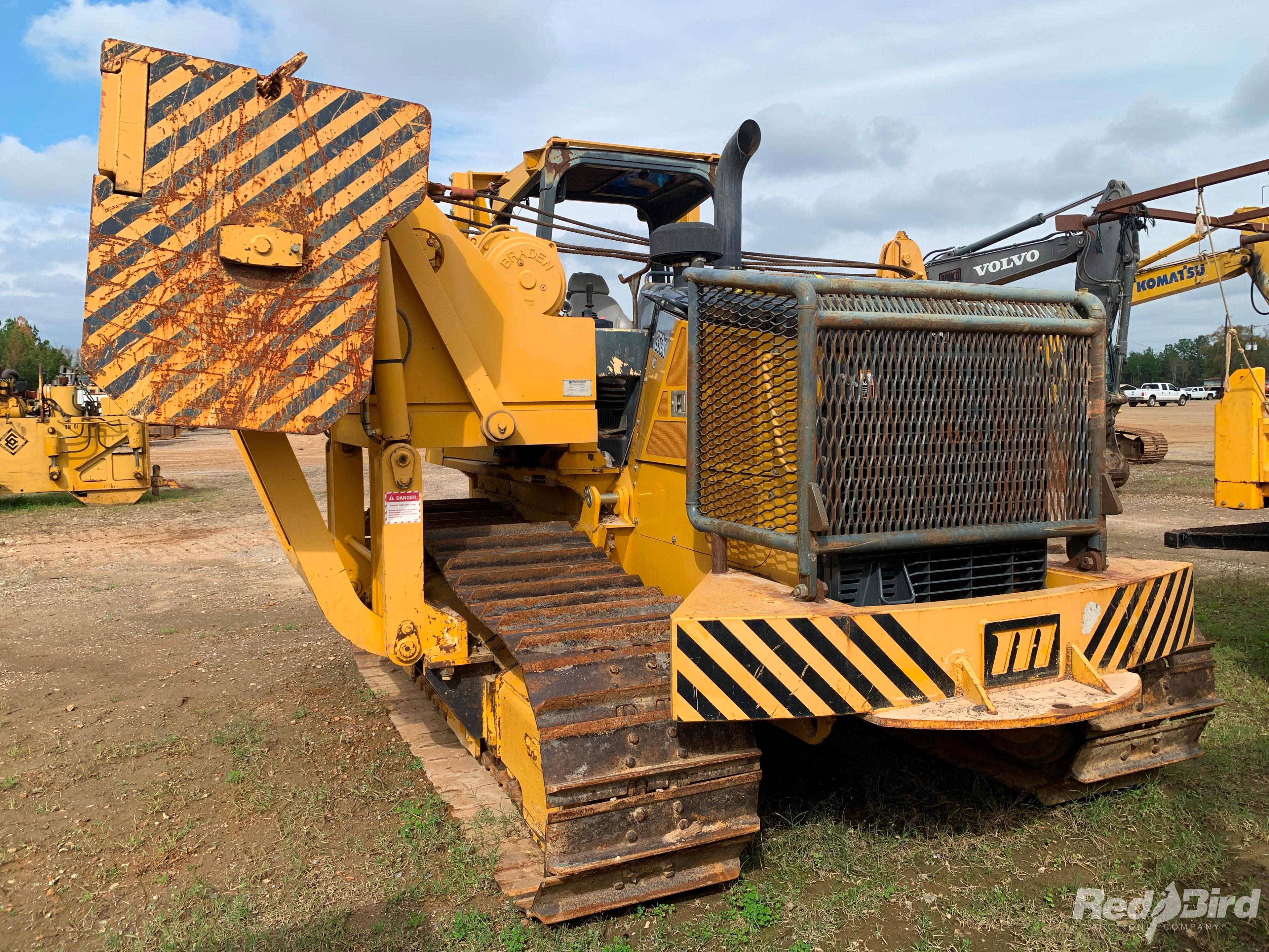 JOHN DEERE CRAWLER PIPE LAYER