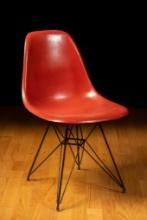 Vintage Herman-Miller Eames Chair in Red 1