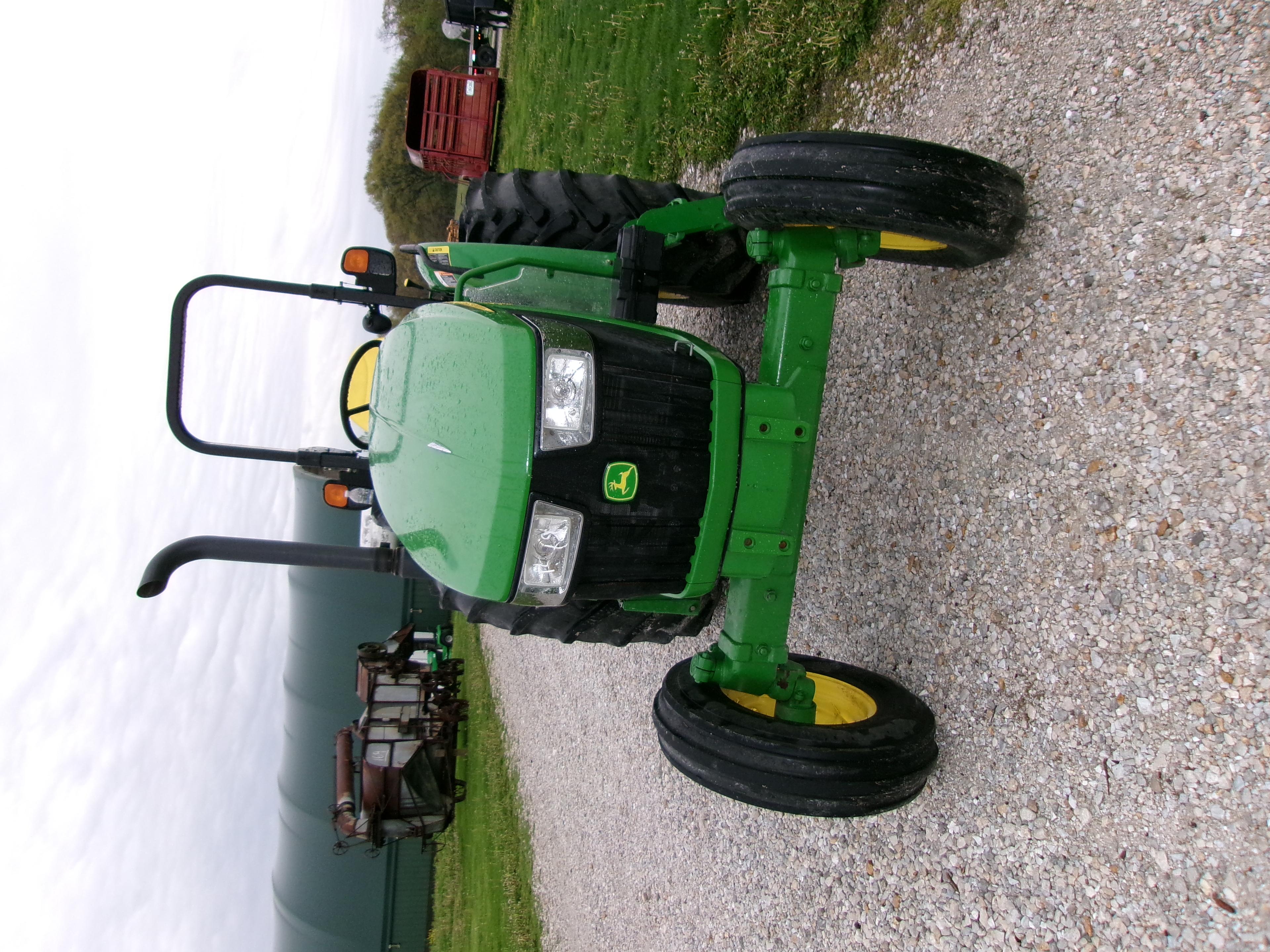 John Deere 5075E Tractor