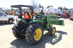 John Deere 3520 tractor with bucket