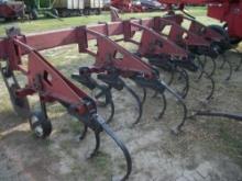 IH 183 CULTIVATOR