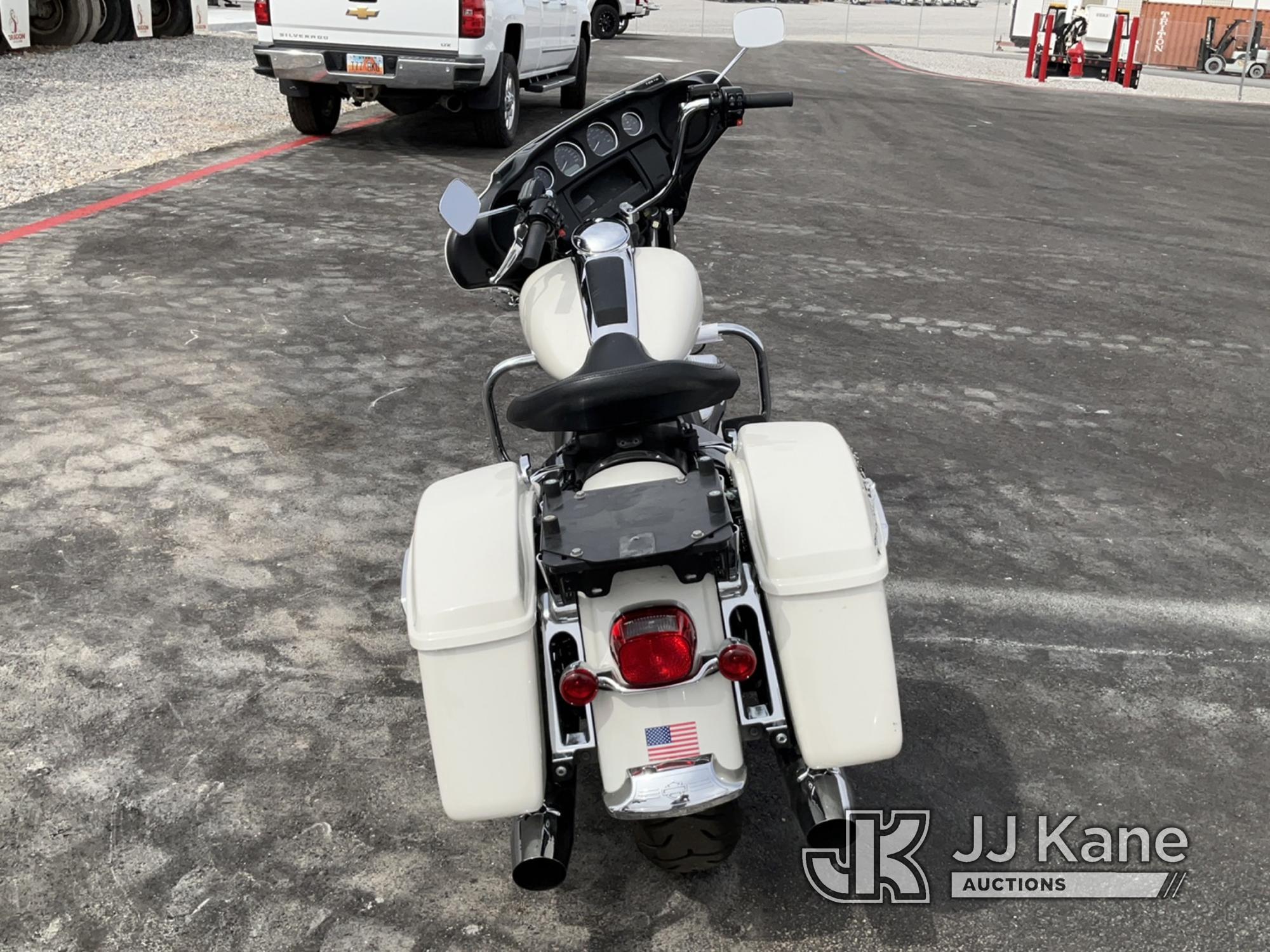 (Las Vegas, NV) 2019 Harley-Davidson FLHTP Police Missing Windshield Runs & Moves