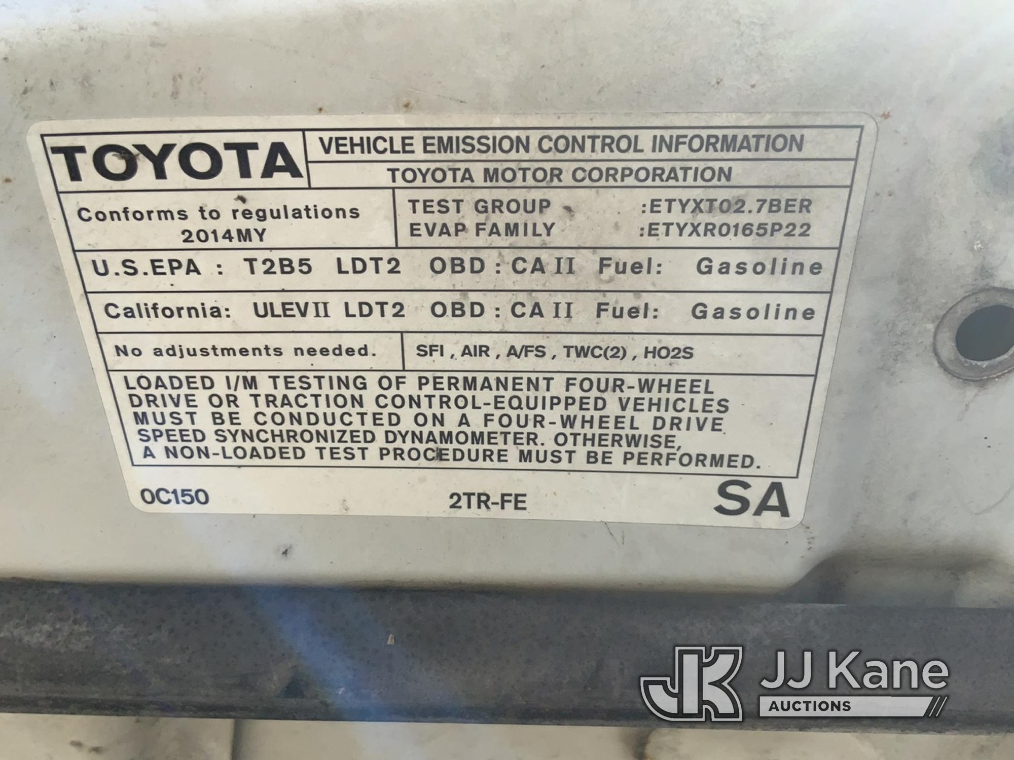 (South Beloit, IL) 2014 Toyota Tacoma 4x4 Pickup Truck Runs & Moves) (No Battery, No Fan Belt