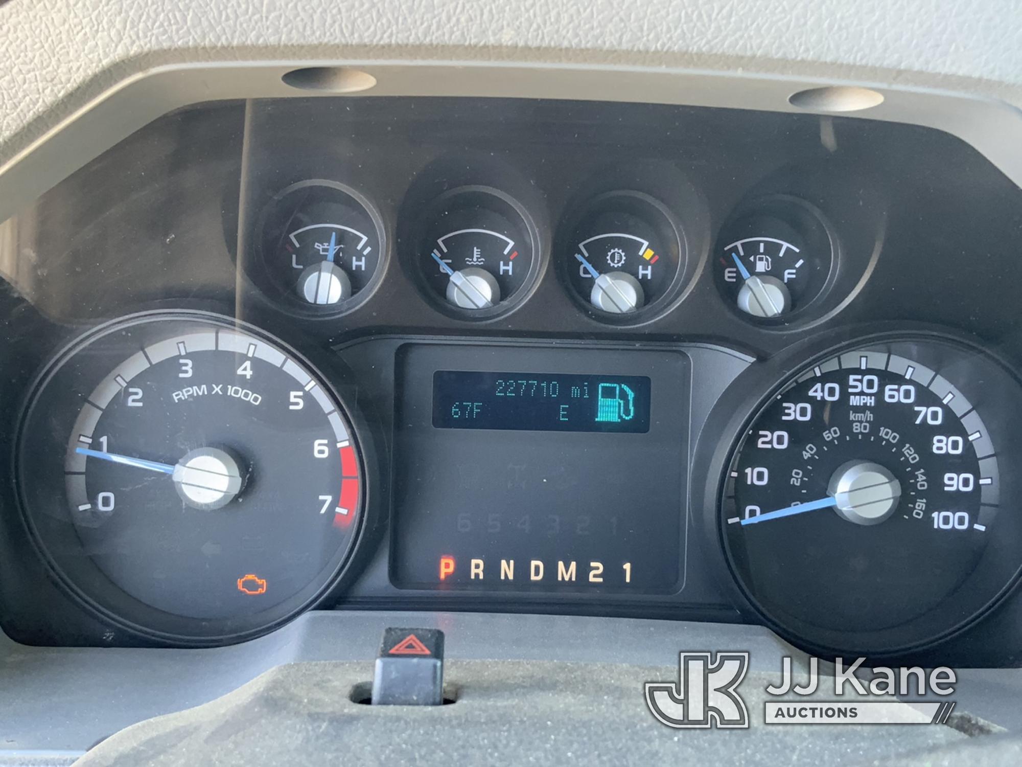 (South Beloit, IL) 2015 Ford F250 4x4 Extended-Cab Pickup Truck Runs, Moves, Check Engine Light On