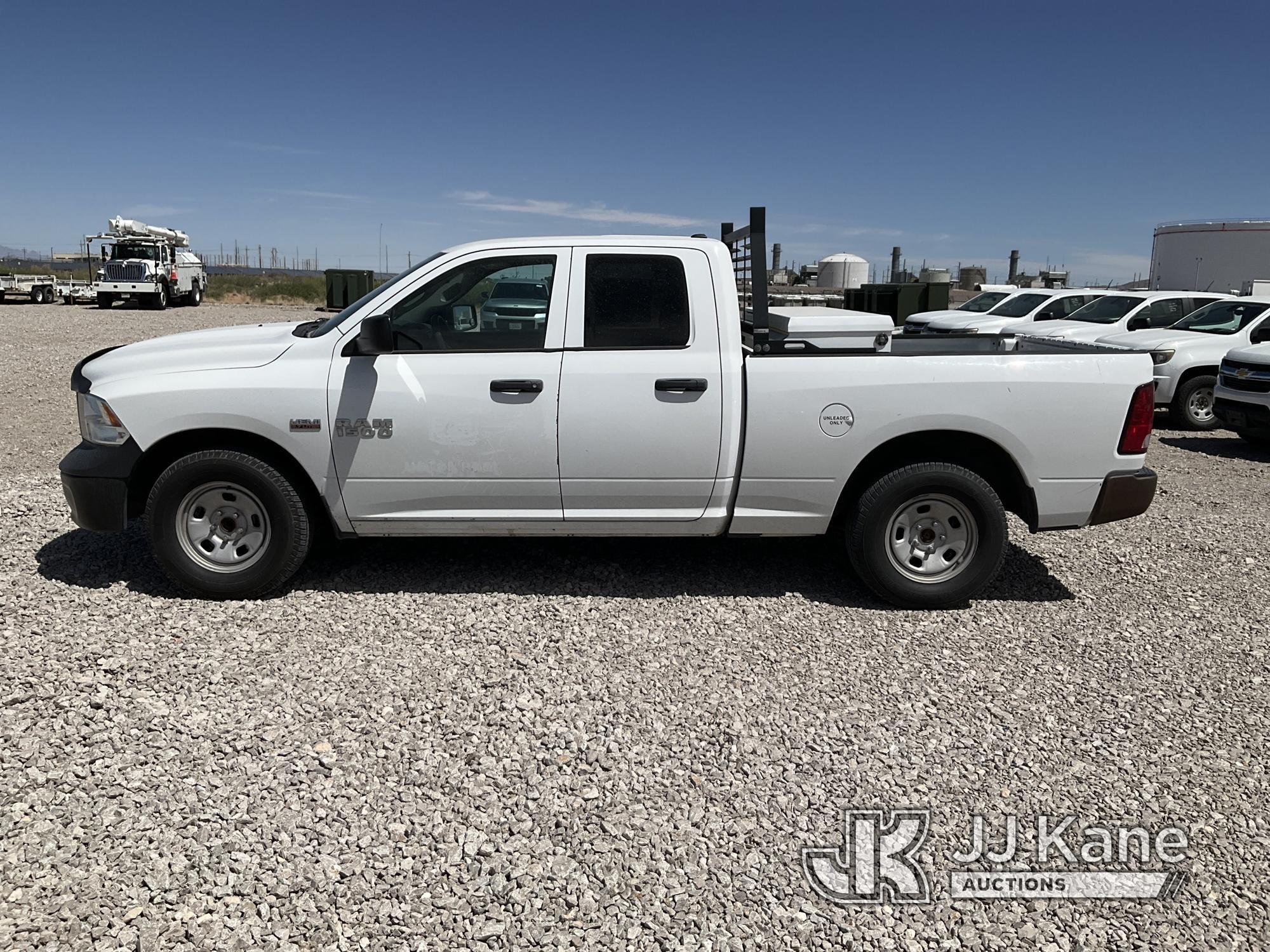 (El Paso, TX) 2016 RAM 1500 Crew-Cab Pickup Truck Runs & Moves) (Check Engine Light Active, TPMS Lig