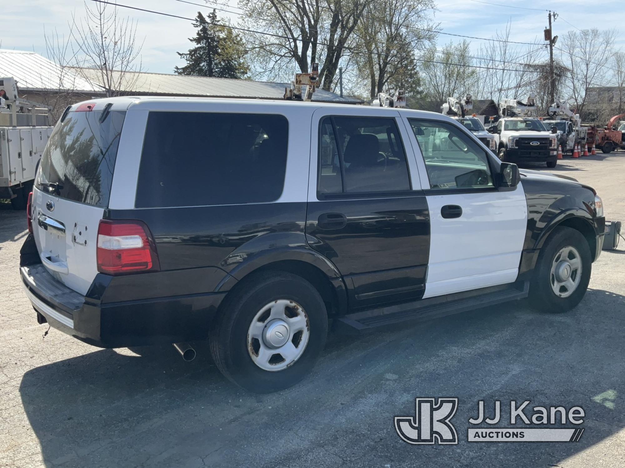 (South Beloit, IL) 2008 Ford Expedition 4x4 4-Door Sport Utility Vehicle Former Police) (Runs & Move