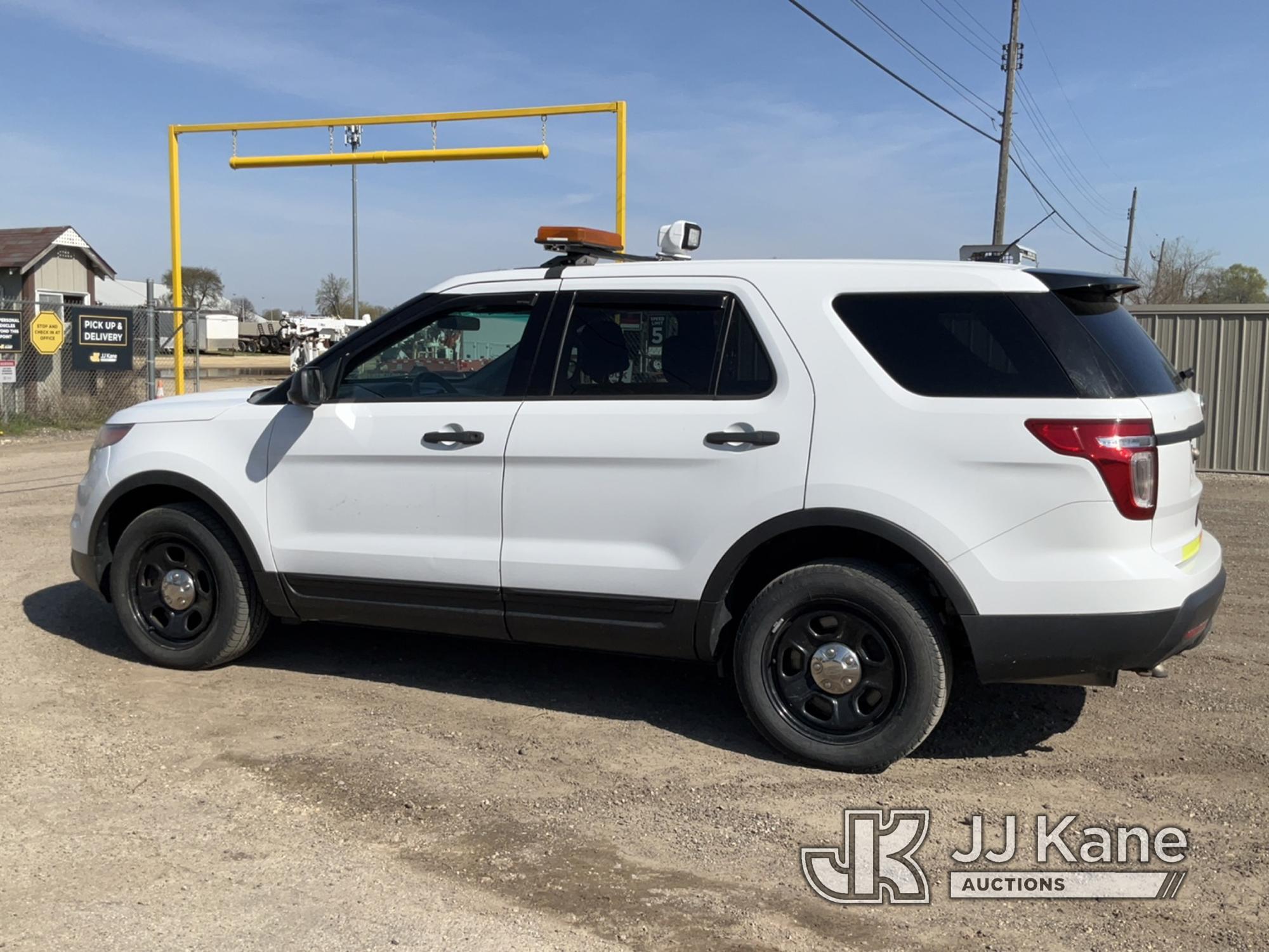 (South Beloit, IL) 2015 Ford Explorer AWD Police Interceptor 4-Door Sport Utility Vehicle Runs & Mov